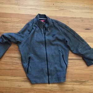 Gray Nike Tech Jacket medium